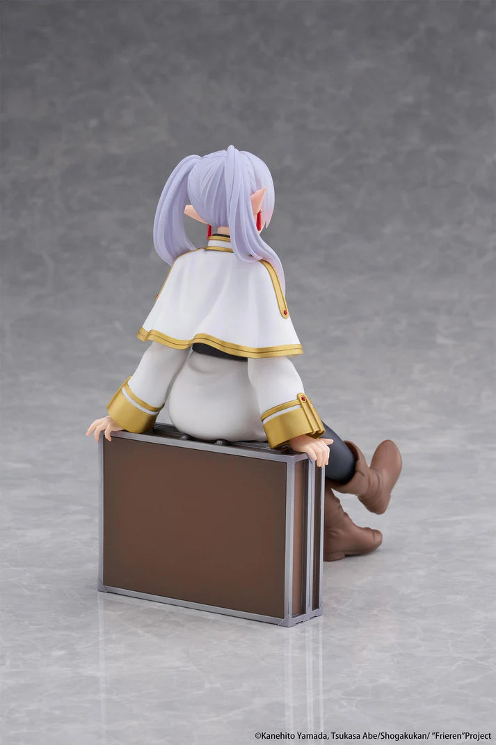 Frieren: Beyond Journey's End Desktop Cute Frieren (Trunk Case Ver.) Figure (Reissue)