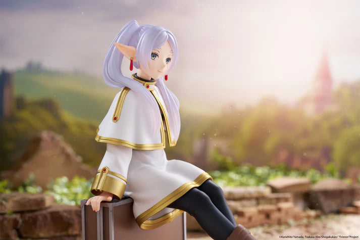 Frieren: Beyond Journey's End Desktop Cute Frieren (Trunk Case Ver.) Figure (Reissue)
